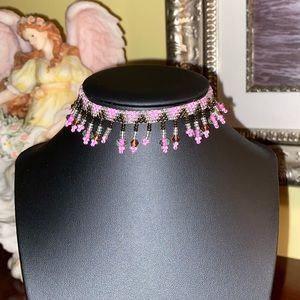 NWOT Ankle Bracelet ~pink and black with shaking tassels